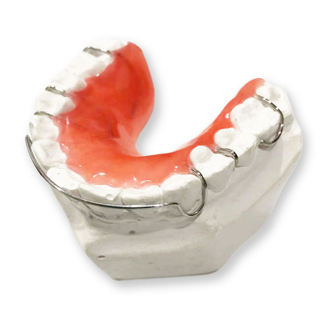 "Perfectly Customized Hawley Retainers Online – Tailored for Your Smile"